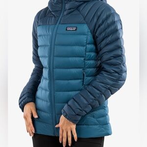Patagonia women’s down hoody